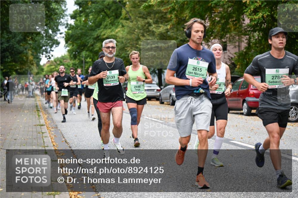 21.09.2025 - PSD Bank Halbmarathon Dr. Thomas Lammeyer http://msf.ph/oto/8924125 21.09.2025 10:43:27 Laufen 5, 2133, 2446, 2615, 8, 2784 meine-sportfotos.de