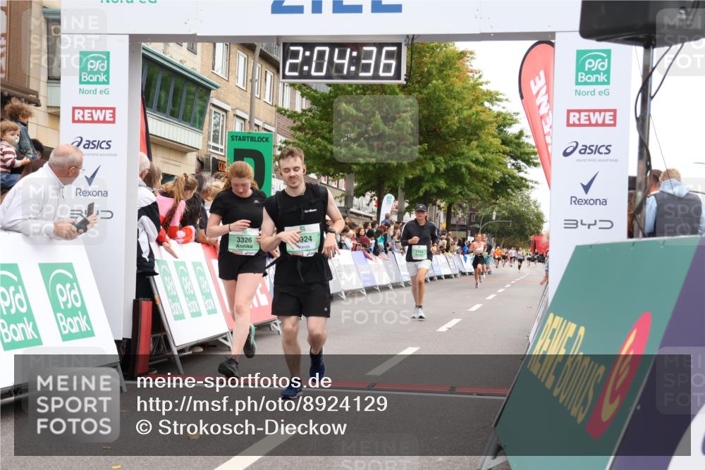 21.09.2025 - PSD Bank Halbmarathon Strokosch-Dieckow http://msf.ph/oto/8924129 21.09.2025 12:03:59 Ziel 1763, 1802, 3326, 3924 meine-sportfotos.de