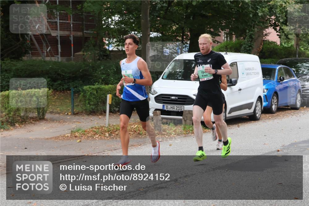 21.09.2025 - PSD Bank Halbmarathon Luisa Fischer http://msf.ph/oto/8924152 21.09.2025 11:14:22 Laufen 210, 184 meine-sportfotos.de