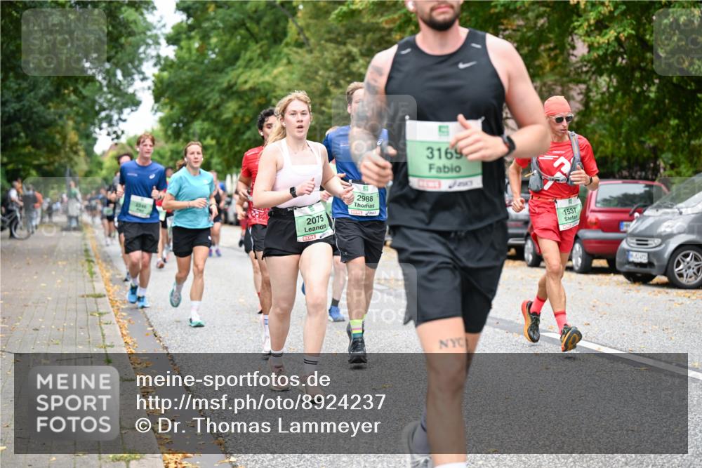 21.09.2025 - PSD Bank Halbmarathon Dr. Thomas Lammeyer http://msf.ph/oto/8924237 21.09.2025 10:43:33 Laufen 2246, 2075, 2988, 3169, 1537 meine-sportfotos.de
