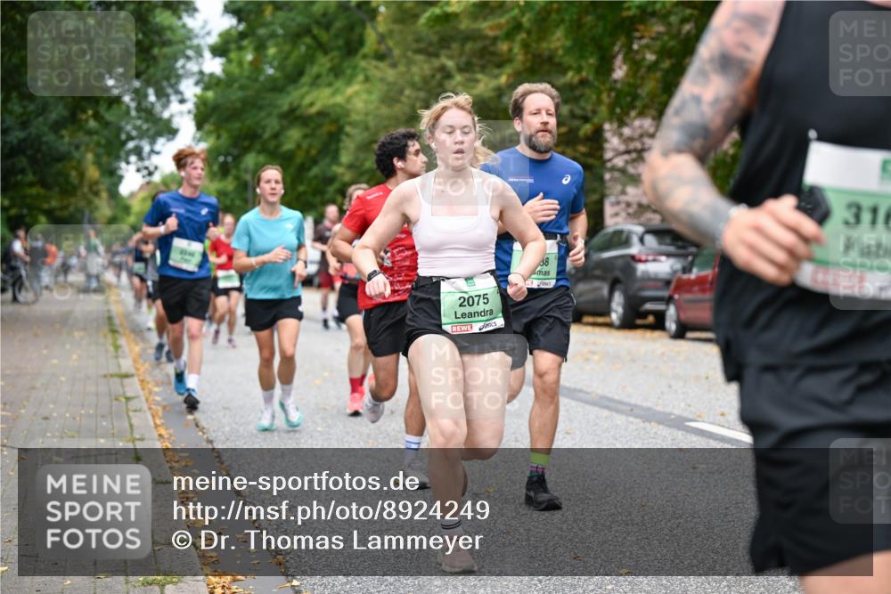 21.09.2025 - PSD Bank Halbmarathon Dr. Thomas Lammeyer http://msf.ph/oto/8924249 21.09.2025 10:43:33 Laufen 2346, 2075, 38, 316 meine-sportfotos.de