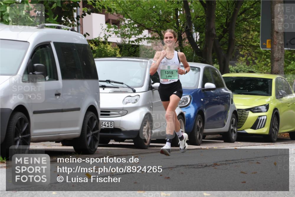 21.09.2025 - PSD Bank Halbmarathon Luisa Fischer http://msf.ph/oto/8924265 21.09.2025 11:16:33 Laufen 3418, 1315 meine-sportfotos.de