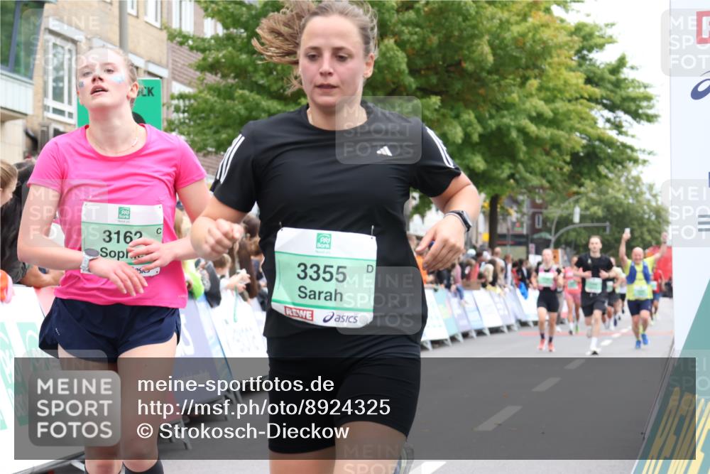 21.09.2025 - PSD Bank Halbmarathon Strokosch-Dieckow http://msf.ph/oto/8924325 21.09.2025 12:04:25 Ziel 1172, 3090, 3162, 3355, 3966 meine-sportfotos.de