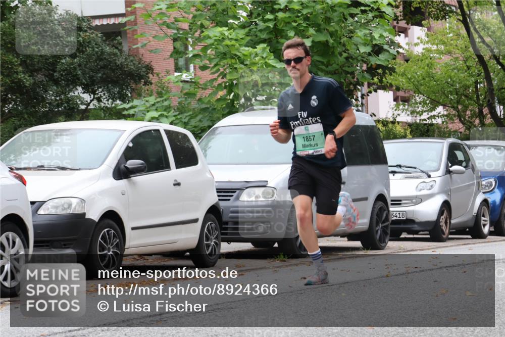 21.09.2025 - PSD Bank Halbmarathon Luisa Fischer http://msf.ph/oto/8924366 21.09.2025 11:17:25 Laufen 1857, 3418 meine-sportfotos.de