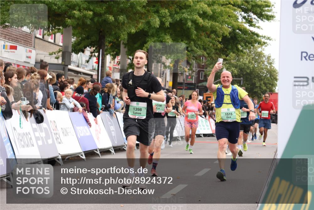 21.09.2025 - PSD Bank Halbmarathon Strokosch-Dieckow http://msf.ph/oto/8924372 21.09.2025 12:04:29 Ziel 1172, 1398, 1515, 3056, 3090, 3162, 3355, 3966 meine-sportfotos.de