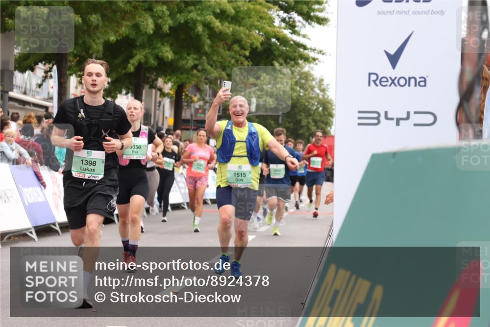 21.09.2025 - PSD Bank Halbmarathon Strokosch-Dieckow http://msf.ph/oto/8924378 21.09.2025 12:04:30 Ziel 1172, 1398, 1515, 3056, 3162, 3355, 3966 meine-sportfotos.de