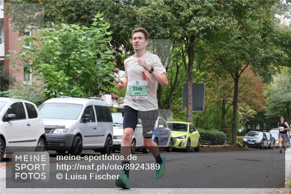 21.09.2025 - PSD Bank Halbmarathon Luisa Fischer http://msf.ph/oto/8924389 21.09.2025 11:17:33 Laufen 2249, 418, 212 meine-sportfotos.de