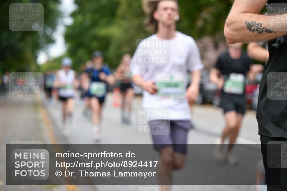 21.09.2025 - PSD Bank Halbmarathon Dr. Thomas Lammeyer http://msf.ph/oto/8924417 21.09.2025 10:43:42 Laufen  meine-sportfotos.de