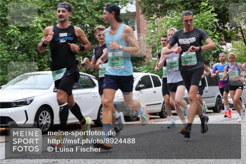 21.09.2025 - PSD Bank Halbmarathon Luisa Fischer http://msf.ph/oto/8924488 21.09.2025 11:18:36 Laufen 236, 1879, 18, 1895, 1849, 1782, 10 meine-sportfotos.de