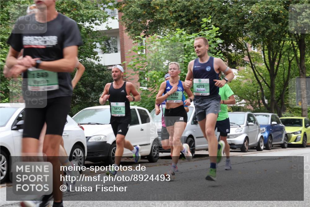 21.09.2025 - PSD Bank Halbmarathon Luisa Fischer http://msf.ph/oto/8924493 21.09.2025 11:18:37 Laufen 1849, 1873, 1782, 4019, 18 meine-sportfotos.de