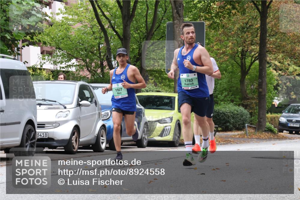 21.09.2025 - PSD Bank Halbmarathon Luisa Fischer http://msf.ph/oto/8924558 21.09.2025 11:19:03 Laufen 3418, 1927, 1783, 2956 meine-sportfotos.de