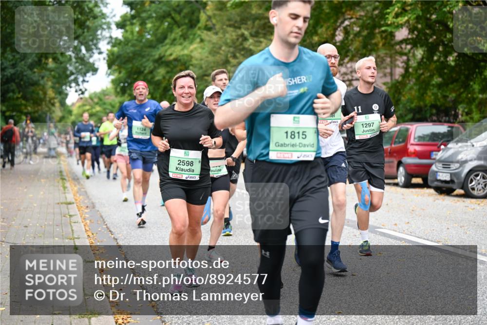 21.09.2025 - PSD Bank Halbmarathon Dr. Thomas Lammeyer http://msf.ph/oto/8924577 21.09.2025 10:43:51 Laufen 1124, 2598, 17, 1815, 25, 11, 1297 meine-sportfotos.de