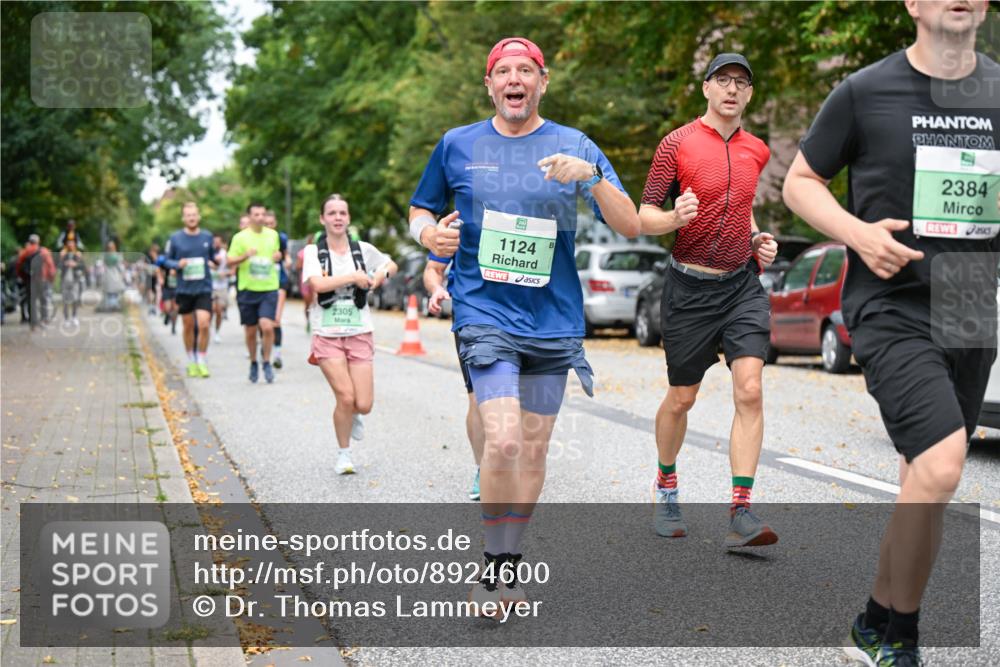 21.09.2025 - PSD Bank Halbmarathon Dr. Thomas Lammeyer http://msf.ph/oto/8924600 21.09.2025 10:43:53 Laufen 2305, 1124, 2384 meine-sportfotos.de