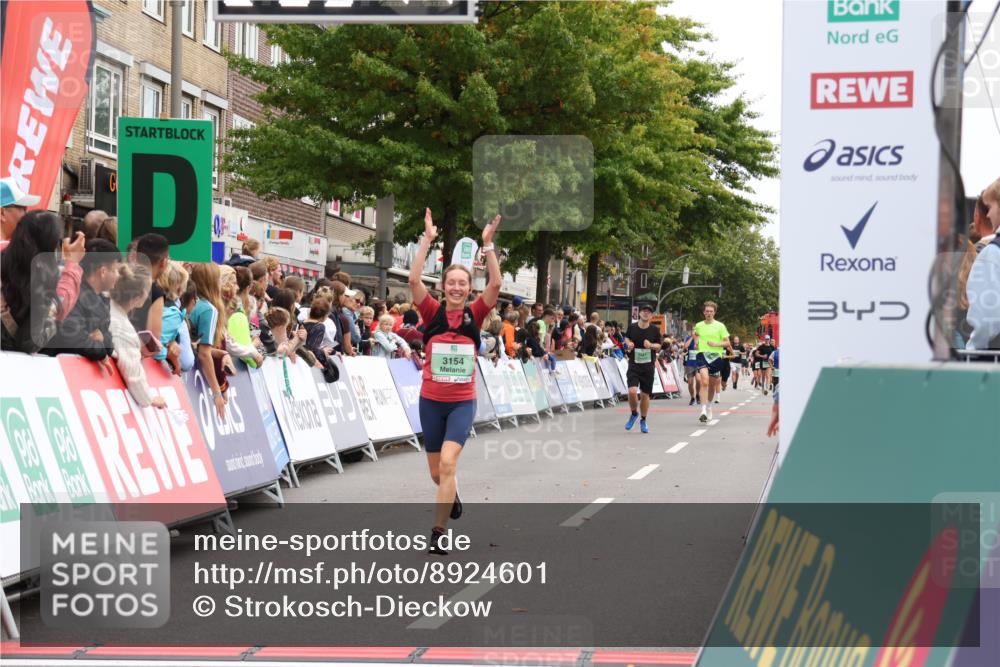 21.09.2025 - PSD Bank Halbmarathon Strokosch-Dieckow http://msf.ph/oto/8924601 21.09.2025 12:05:07 Ziel 2879, 2921, 3154, 3976 meine-sportfotos.de