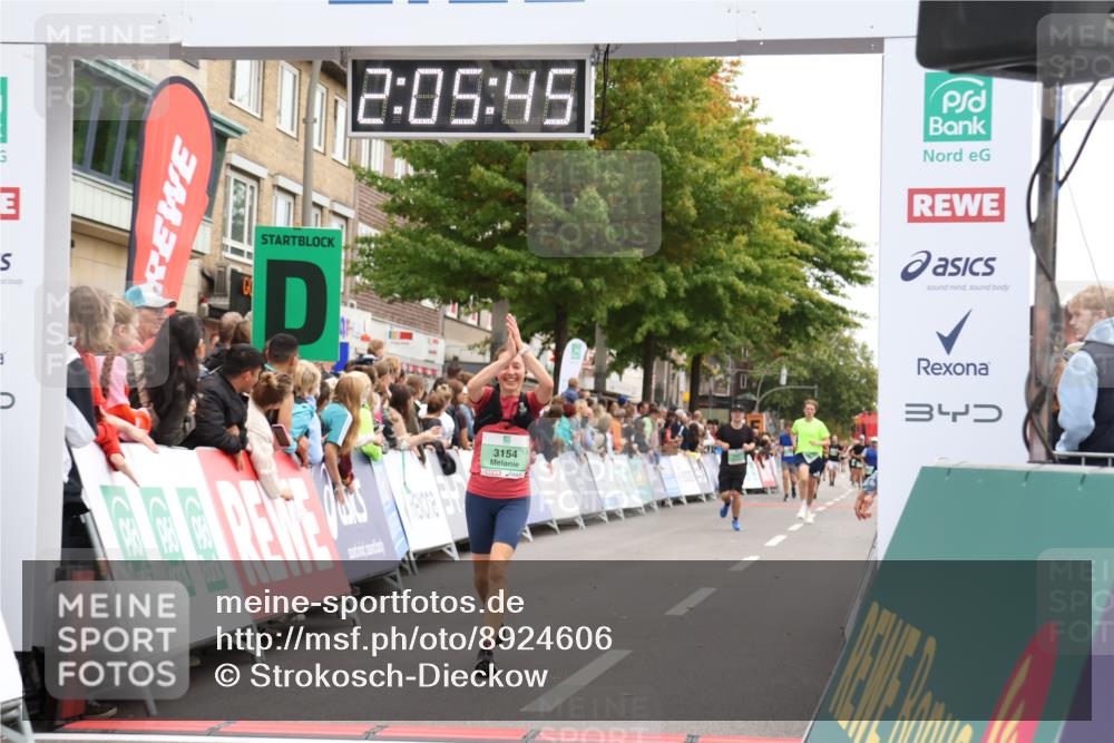 21.09.2025 - PSD Bank Halbmarathon Strokosch-Dieckow http://msf.ph/oto/8924606 21.09.2025 12:05:08 Ziel 2879, 3154, 3976 meine-sportfotos.de