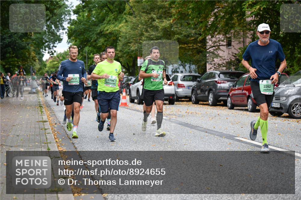21.09.2025 - PSD Bank Halbmarathon Dr. Thomas Lammeyer http://msf.ph/oto/8924655 21.09.2025 10:43:56 Laufen 2612, 1796, 2282, 4915 meine-sportfotos.de