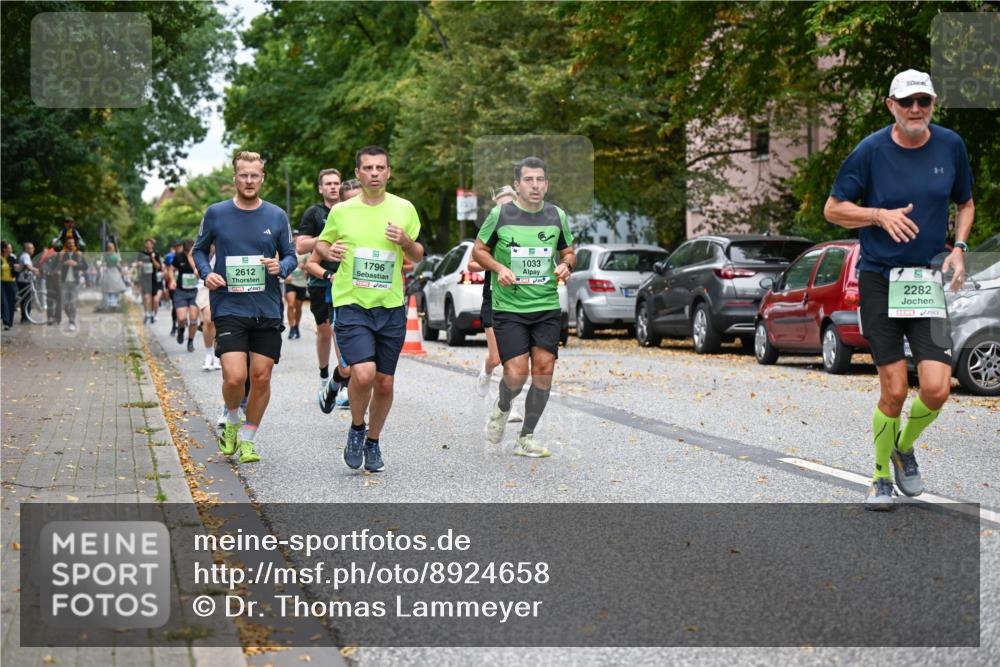 21.09.2025 - PSD Bank Halbmarathon Dr. Thomas Lammeyer http://msf.ph/oto/8924658 21.09.2025 10:43:56 Laufen 2612, 1796, 1033, 2282 meine-sportfotos.de