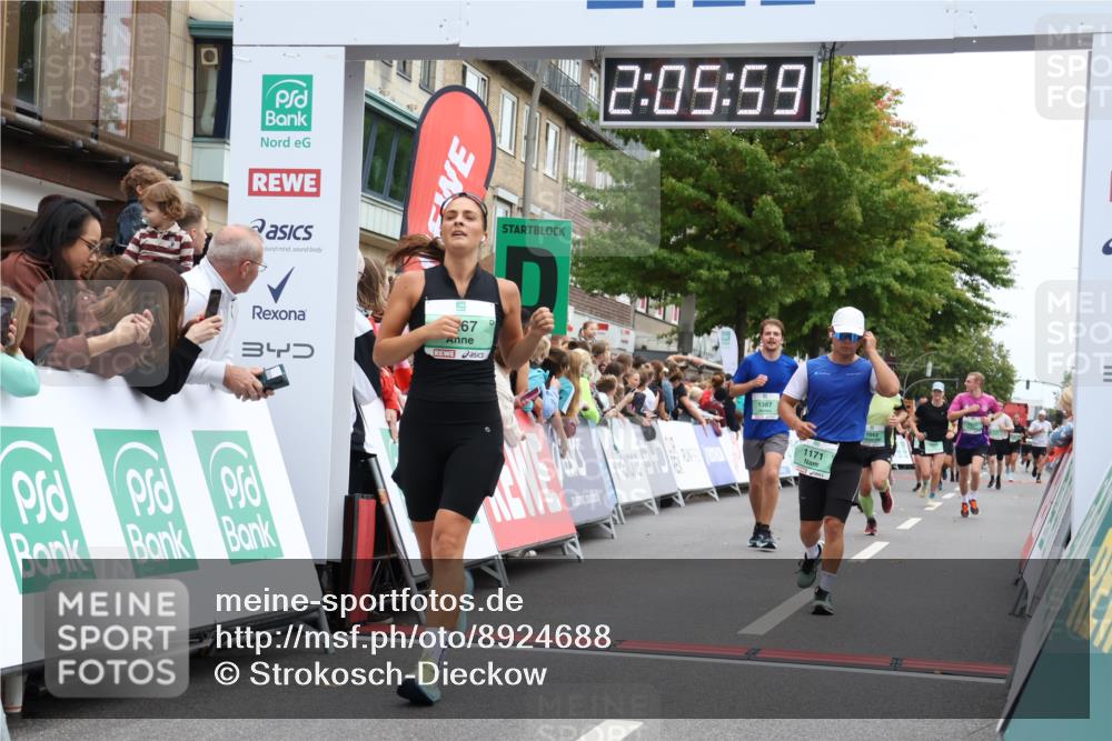 21.09.2025 - PSD Bank Halbmarathon Strokosch-Dieckow http://msf.ph/oto/8924688 21.09.2025 12:05:22 Ziel 1043, 1171, 1253, 1255, 1387, 2166, 3267, 3467 meine-sportfotos.de