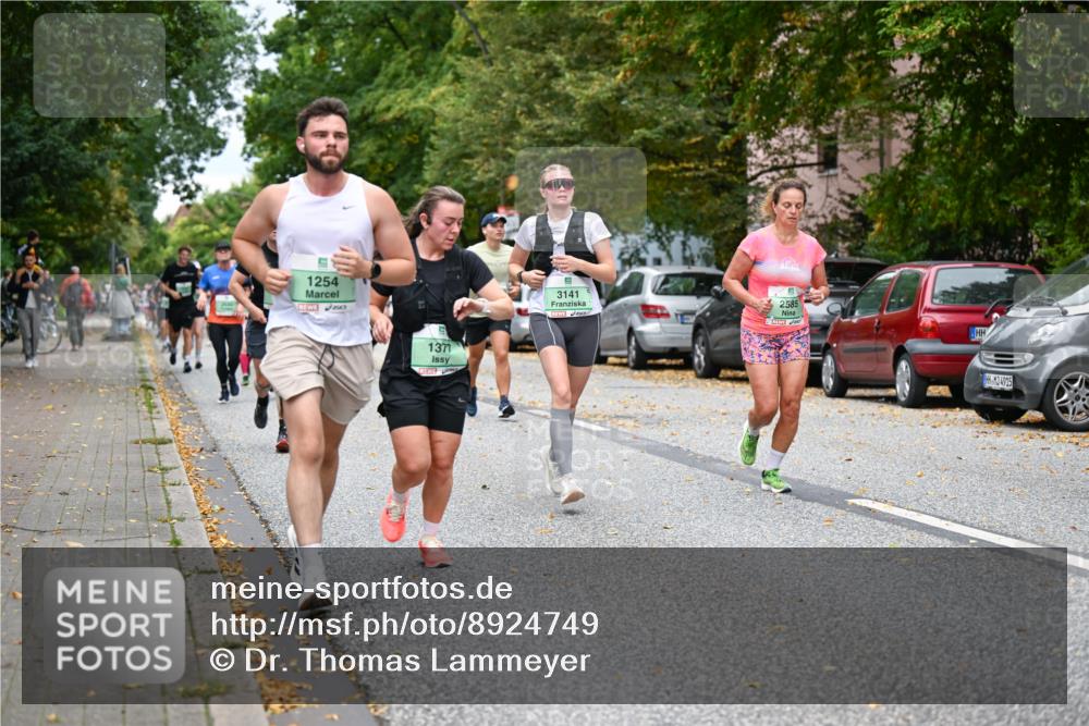 21.09.2025 - PSD Bank Halbmarathon Dr. Thomas Lammeyer http://msf.ph/oto/8924749 21.09.2025 10:44:01 Laufen 1254, 1371, 3141, 2585, 4915 meine-sportfotos.de