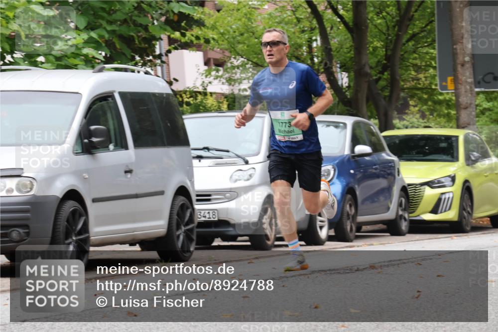21.09.2025 - PSD Bank Halbmarathon Luisa Fischer http://msf.ph/oto/8924788 21.09.2025 11:20:19 Laufen 3418, 1773, 7 meine-sportfotos.de