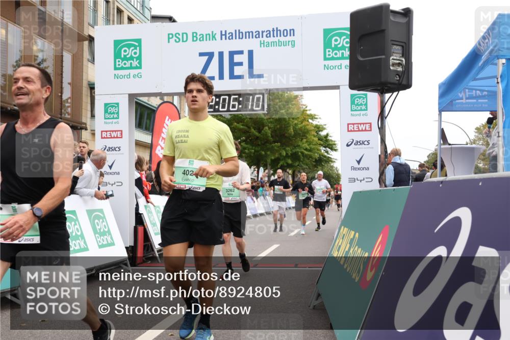21.09.2025 - PSD Bank Halbmarathon Strokosch-Dieckow http://msf.ph/oto/8924805 21.09.2025 12:05:33 Ziel 1218, 1219, 1253, 1255, 1387, 2097, 2618, 2890, 3262, 3970, 4021, 4045 meine-sportfotos.de