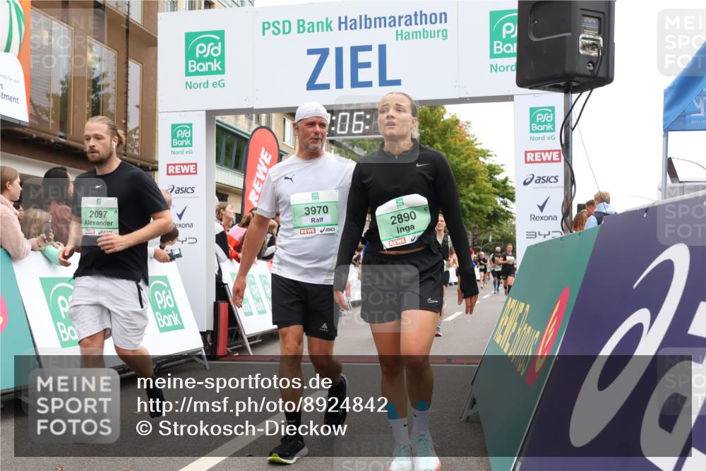 21.09.2025 - PSD Bank Halbmarathon Strokosch-Dieckow http://msf.ph/oto/8924842 21.09.2025 12:05:38 Ziel 1218, 1219, 1299, 2097, 2440, 2670, 2890, 3074, 3262, 3970, 4021 meine-sportfotos.de