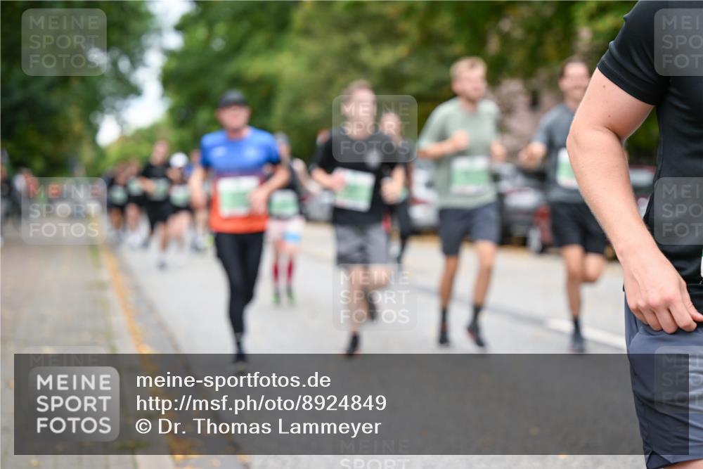 21.09.2025 - PSD Bank Halbmarathon Dr. Thomas Lammeyer http://msf.ph/oto/8924849 21.09.2025 10:44:06 Laufen  meine-sportfotos.de