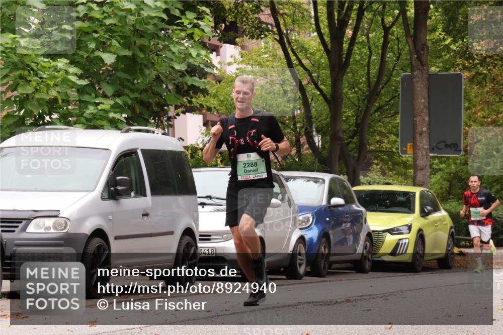21.09.2025 - PSD Bank Halbmarathon Luisa Fischer http://msf.ph/oto/8924940 21.09.2025 11:21:20 Laufen 3418, 2288 meine-sportfotos.de