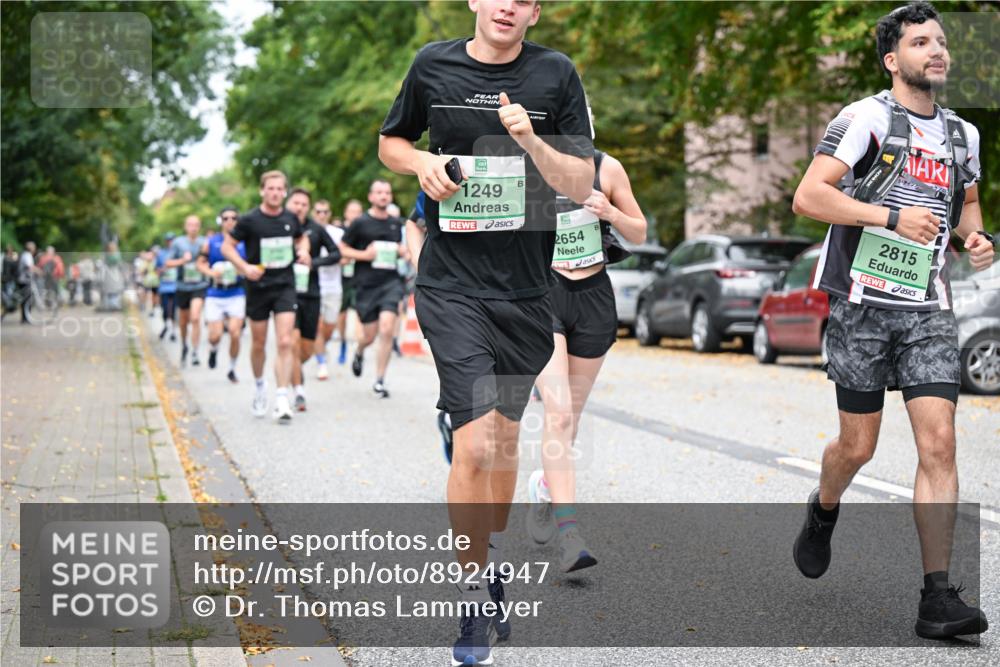21.09.2025 - PSD Bank Halbmarathon Dr. Thomas Lammeyer http://msf.ph/oto/8924947 21.09.2025 10:44:10 Laufen 3, 947, 1249, 2654, 2815 meine-sportfotos.de