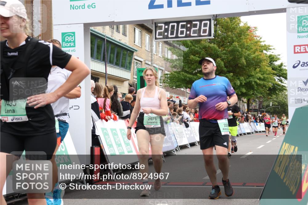 21.09.2025 - PSD Bank Halbmarathon Strokosch-Dieckow http://msf.ph/oto/8924967 21.09.2025 12:05:52 Ziel 1485, 2075, 2262, 2475, 2534, 2963, 3251, 4020, 4022 meine-sportfotos.de