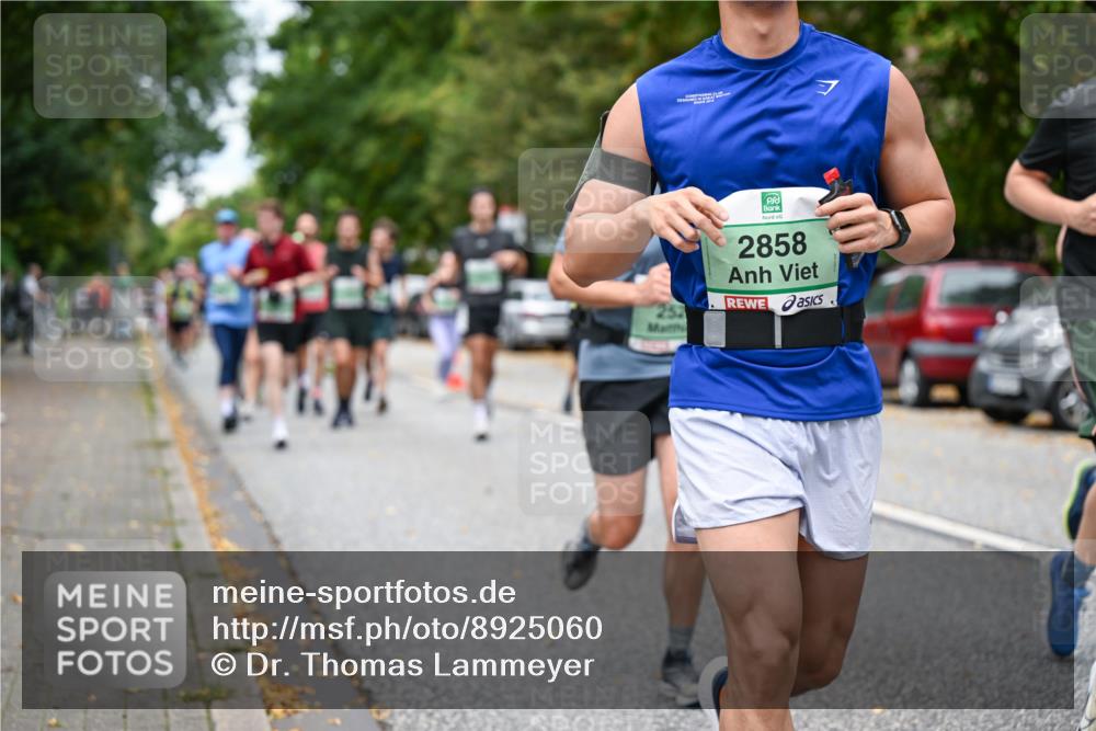 21.09.2025 - PSD Bank Halbmarathon Dr. Thomas Lammeyer http://msf.ph/oto/8925060 21.09.2025 10:44:16 Laufen 252, 2858 meine-sportfotos.de