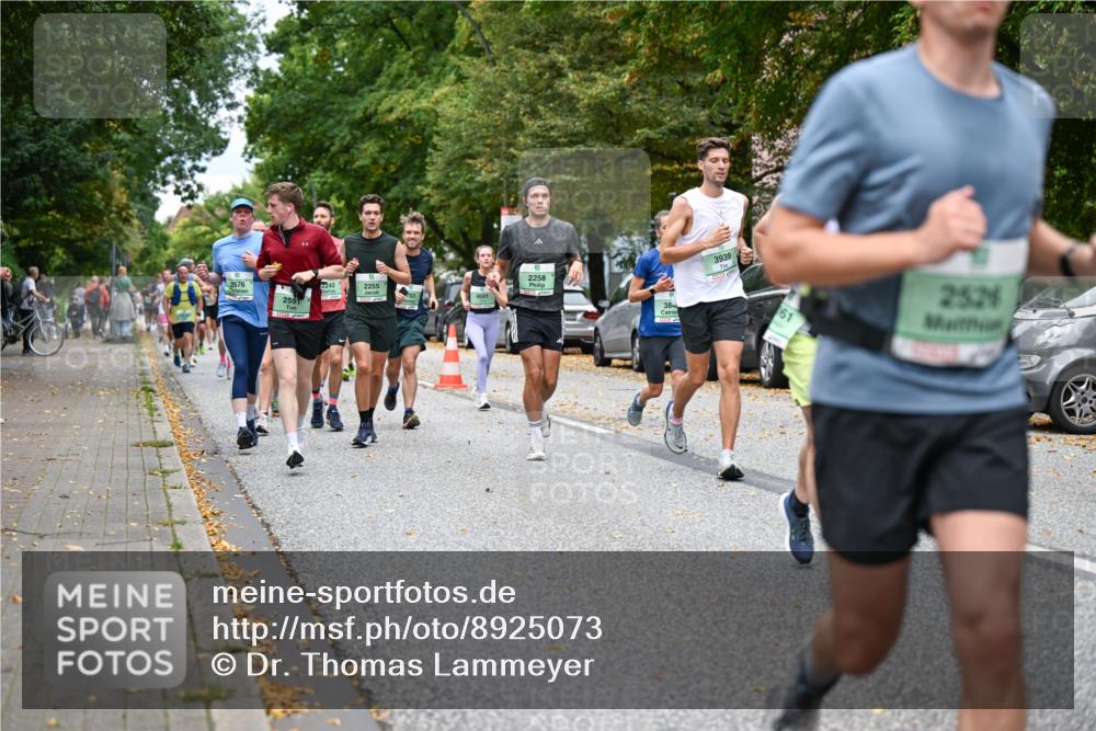 21.09.2025 - PSD Bank Halbmarathon Dr. Thomas Lammeyer http://msf.ph/oto/8925073 21.09.2025 10:44:17 Laufen 2576, 242, 2255, 259, 4041, 2258, 3846, 3939, 2526 meine-sportfotos.de