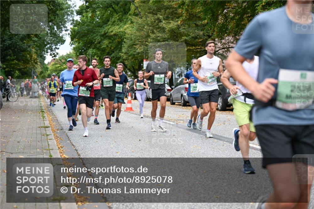21.09.2025 - PSD Bank Halbmarathon Dr. Thomas Lammeyer http://msf.ph/oto/8925078 21.09.2025 10:44:17 Laufen 2576, 259, 2255, 1703, 5, 2258, 3939, 384, 2526 meine-sportfotos.de