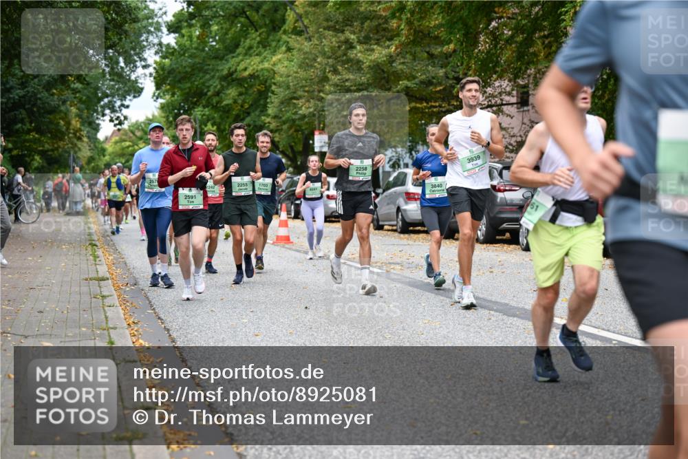 21.09.2025 - PSD Bank Halbmarathon Dr. Thomas Lammeyer http://msf.ph/oto/8925081 21.09.2025 10:44:17 Laufen 2570, 2242, 2255, 1703, 4041, 2591, 2258, 3840, 3939 meine-sportfotos.de