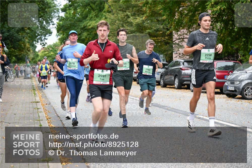 21.09.2025 - PSD Bank Halbmarathon Dr. Thomas Lammeyer http://msf.ph/oto/8925128 21.09.2025 10:44:19 Laufen 2576, 2591, 55, 1703, 2258, 4915 meine-sportfotos.de