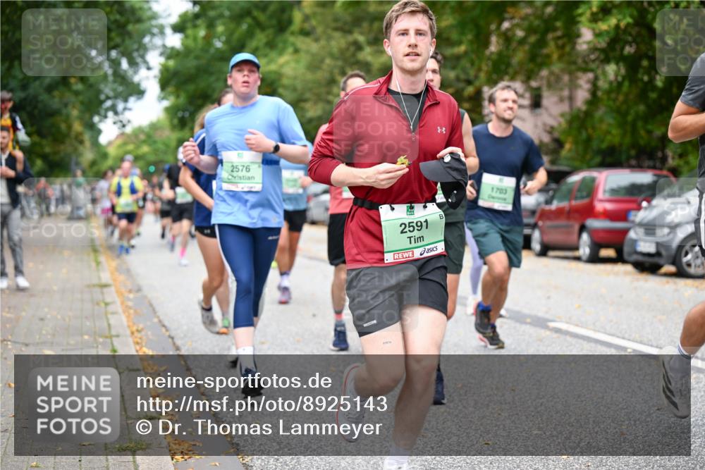 21.09.2025 - PSD Bank Halbmarathon Dr. Thomas Lammeyer http://msf.ph/oto/8925143 21.09.2025 10:44:20 Laufen 2576, 1703, 2591 meine-sportfotos.de