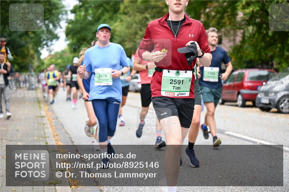 21.09.2025 - PSD Bank Halbmarathon Dr. Thomas Lammeyer http://msf.ph/oto/8925146 21.09.2025 10:44:20 Laufen 2576, 2591, 1703 meine-sportfotos.de