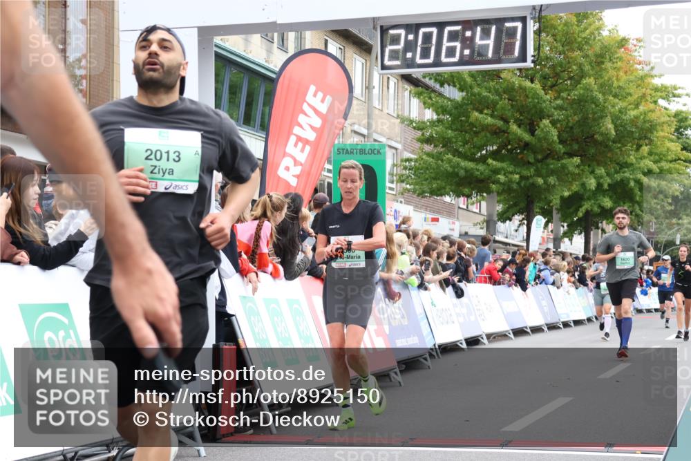 21.09.2025 - PSD Bank Halbmarathon Strokosch-Dieckow http://msf.ph/oto/8925150 21.09.2025 12:06:10 Ziel 1620, 1726, 1727, 2013, 2446, 2580, 3292, 3428 meine-sportfotos.de
