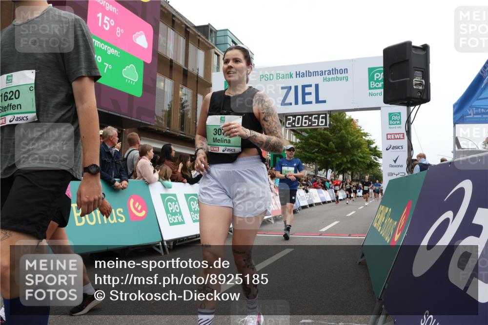 21.09.2025 - PSD Bank Halbmarathon Strokosch-Dieckow http://msf.ph/oto/8925185 21.09.2025 12:06:20 Ziel 1432, 1620, 1663, 2433, 2712, 3073, 3236, 3269 meine-sportfotos.de