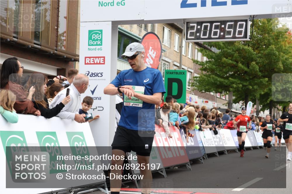 21.09.2025 - PSD Bank Halbmarathon Strokosch-Dieckow http://msf.ph/oto/8925197 21.09.2025 12:06:21 Ziel 1296, 1432, 1620, 1663, 2433, 2712, 3073, 3236, 3269 meine-sportfotos.de