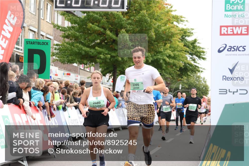 21.09.2025 - PSD Bank Halbmarathon Strokosch-Dieckow http://msf.ph/oto/8925245 21.09.2025 12:06:29 Ziel 1021, 1296, 2395, 2433, 2689, 2712, 2745, 2920, 2998, 3030, 3201 meine-sportfotos.de