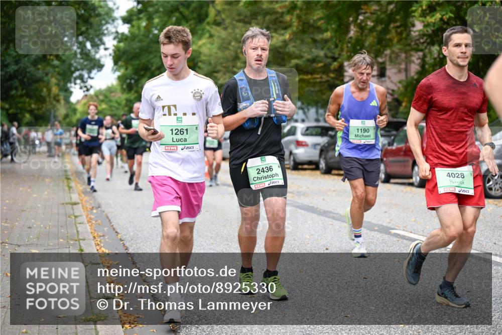 21.09.2025 - PSD Bank Halbmarathon Dr. Thomas Lammeyer http://msf.ph/oto/8925330 21.09.2025 10:44:30 Laufen 1261, 2436, 1190, 4028 meine-sportfotos.de