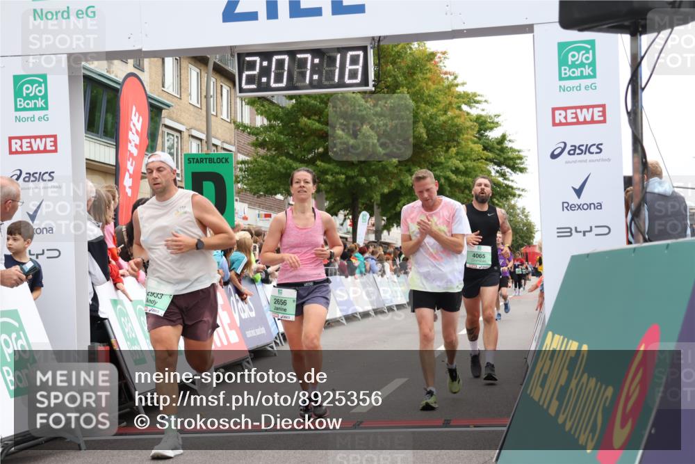 21.09.2025 - PSD Bank Halbmarathon Strokosch-Dieckow http://msf.ph/oto/8925356 21.09.2025 12:06:42 Ziel 1334, 2656, 2698, 2838, 2933, 3254, 3465, 3586, 3955, 4065 meine-sportfotos.de