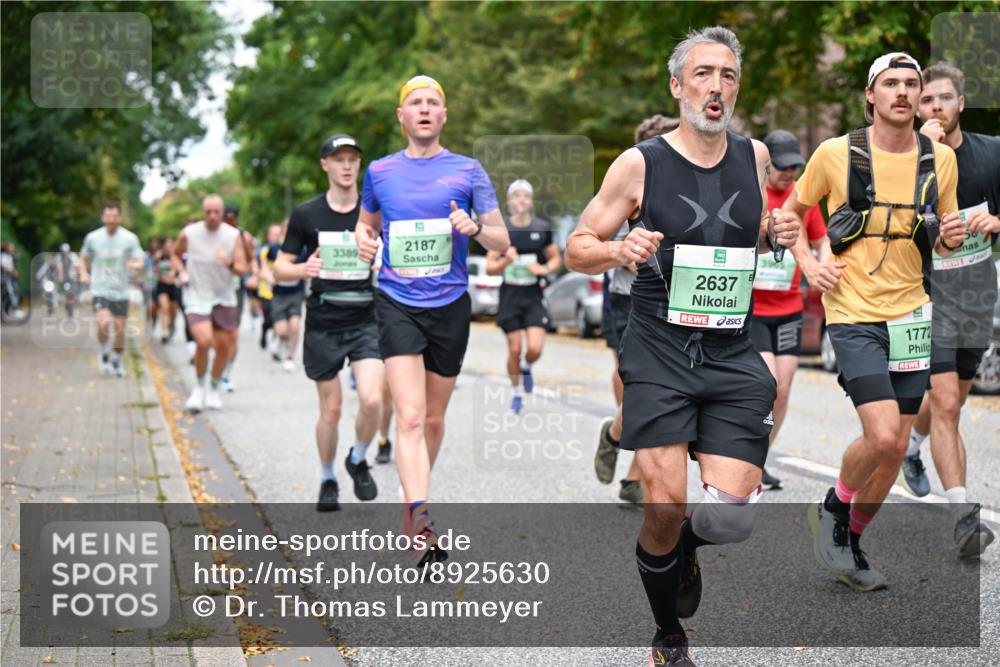 21.09.2025 - PSD Bank Halbmarathon Dr. Thomas Lammeyer http://msf.ph/oto/8925630 21.09.2025 10:44:47 Laufen 3389, 2187, 2637, 1772 meine-sportfotos.de