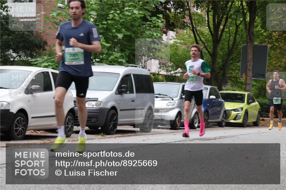 21.09.2025 - PSD Bank Halbmarathon Luisa Fischer http://msf.ph/oto/8925669 21.09.2025 11:25:05 Laufen 2001, 3418 meine-sportfotos.de