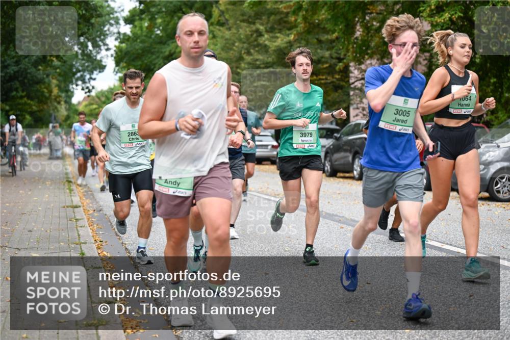 21.09.2025 - PSD Bank Halbmarathon Dr. Thomas Lammeyer http://msf.ph/oto/8925695 21.09.2025 10:44:50 Laufen 2863, 3005, 064, 3979 meine-sportfotos.de