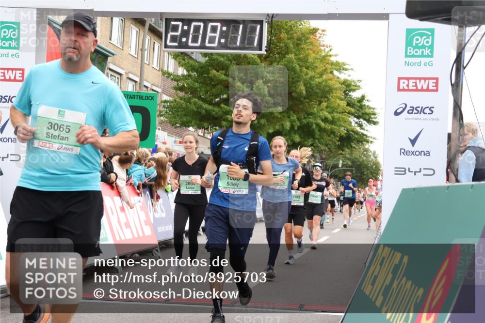 21.09.2025 - PSD Bank Halbmarathon Strokosch-Dieckow http://msf.ph/oto/8925703 21.09.2025 12:07:34 Ziel 1686, 2864, 2942, 3065, 3222, 3393, 3692, 4003 meine-sportfotos.de
