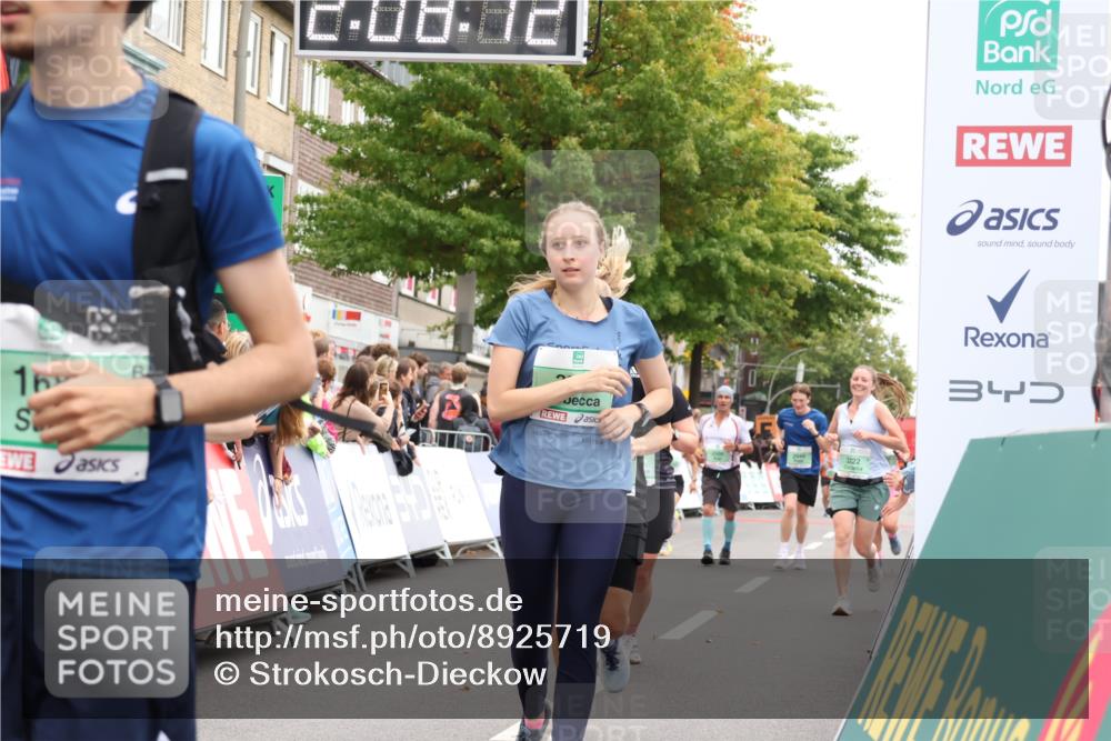 21.09.2025 - PSD Bank Halbmarathon Strokosch-Dieckow http://msf.ph/oto/8925719 21.09.2025 12:07:35 Ziel 1686, 2864, 2942, 3065, 3222, 3393, 3692, 4003 meine-sportfotos.de