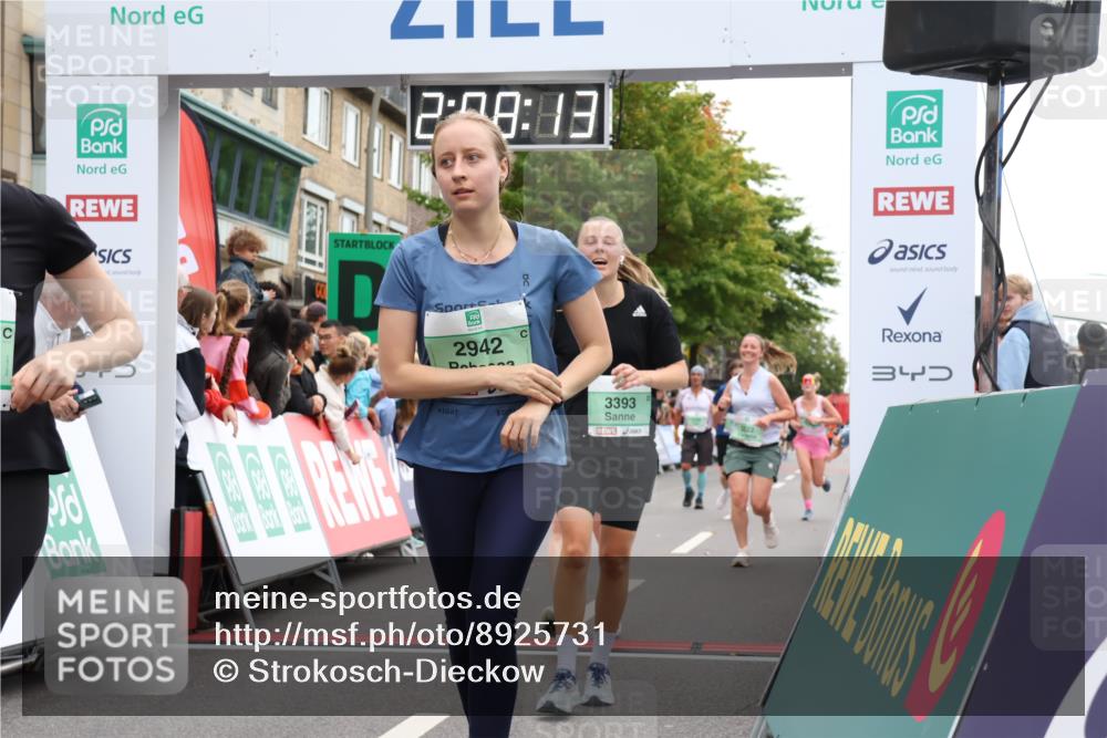 21.09.2025 - PSD Bank Halbmarathon Strokosch-Dieckow http://msf.ph/oto/8925731 21.09.2025 12:07:37 Ziel 1686, 2532, 2864, 2942, 2949, 3065, 3222, 3393, 3407, 3692, 4003 meine-sportfotos.de