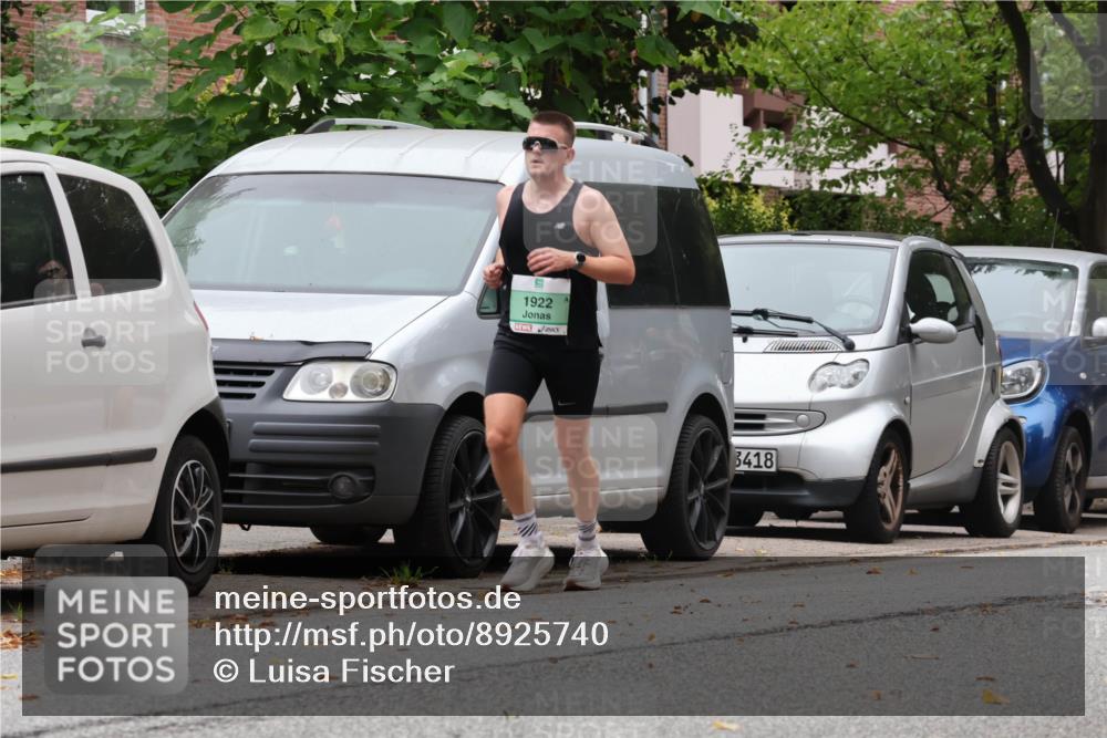 21.09.2025 - PSD Bank Halbmarathon Luisa Fischer http://msf.ph/oto/8925740 21.09.2025 11:25:29 Laufen 1922, 3418 meine-sportfotos.de